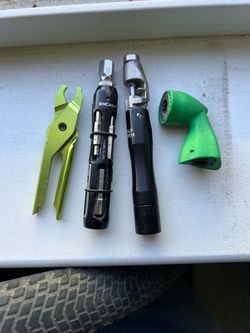 Bike multi tool wolf tooth