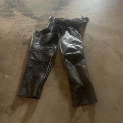Leather Riding Chaps. Leather King Size XL. Missing One Zipper 