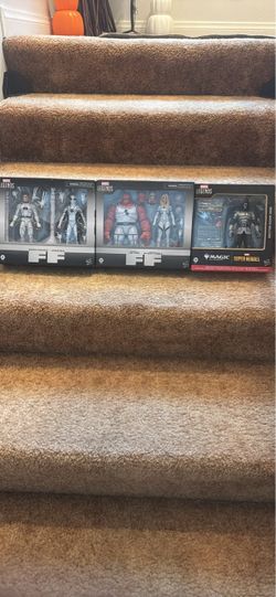 Marvel Legends Future Foundation vs Doom 2099
