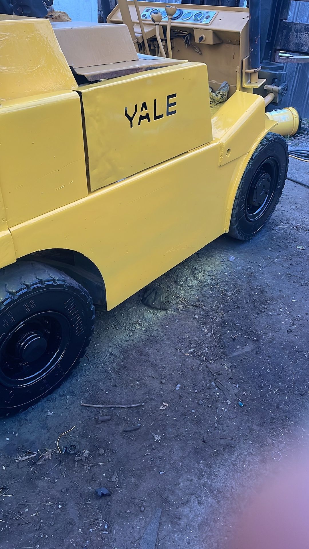 Forklift Yale