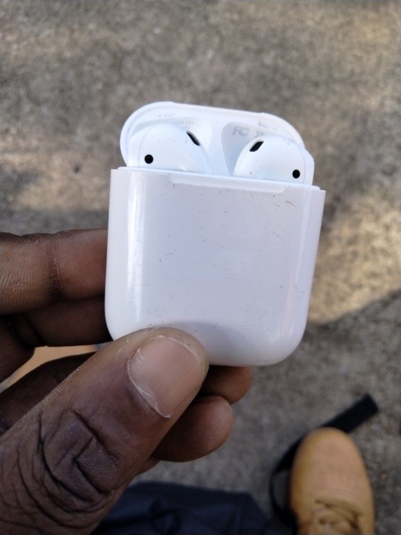 Airpods With Charging Case