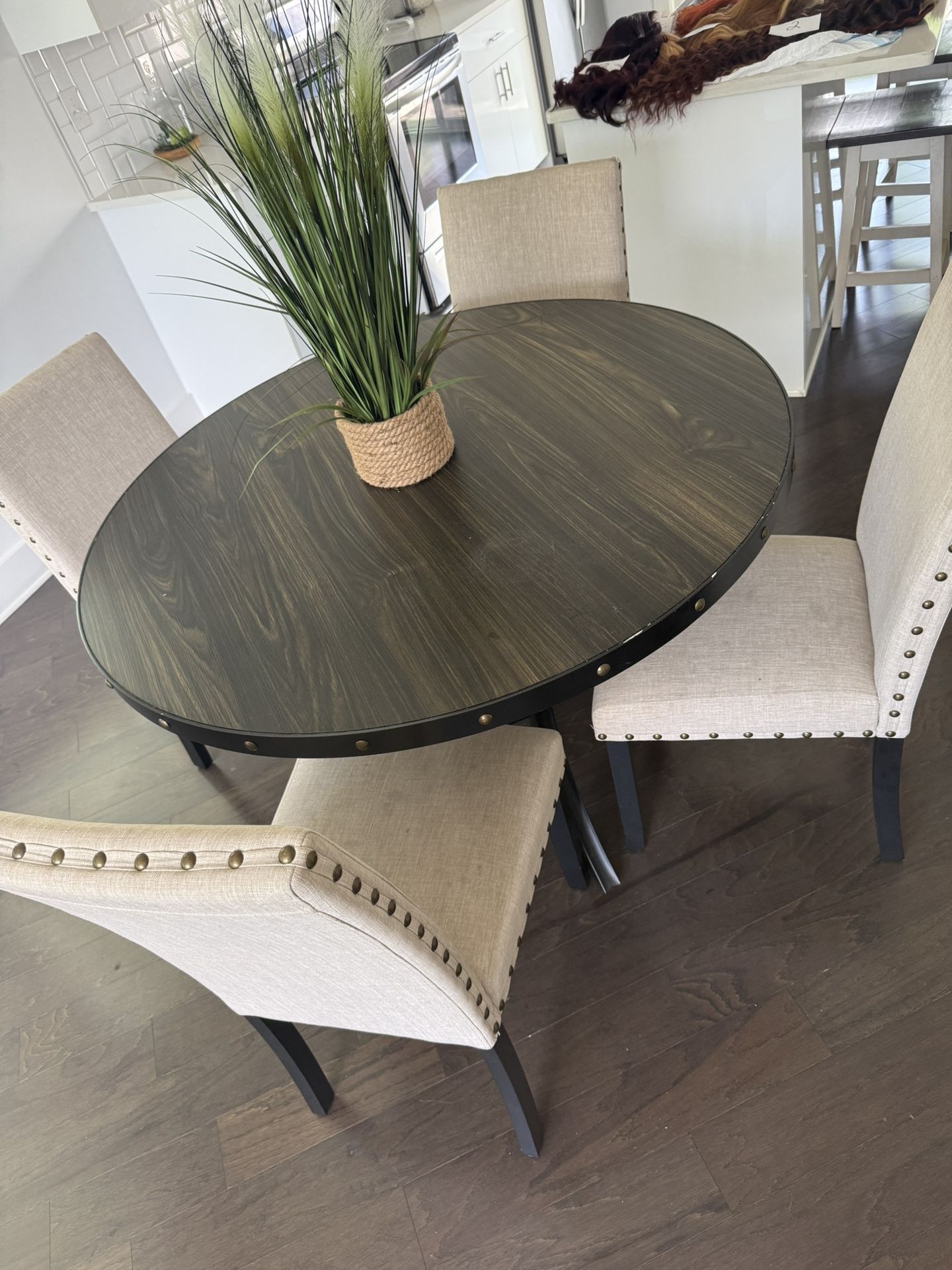 Table with Chairs