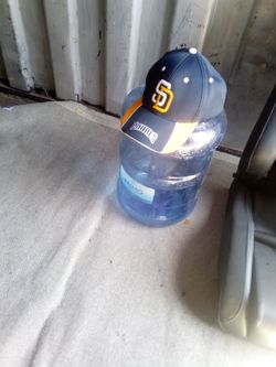 San Diego Padre hat only $10