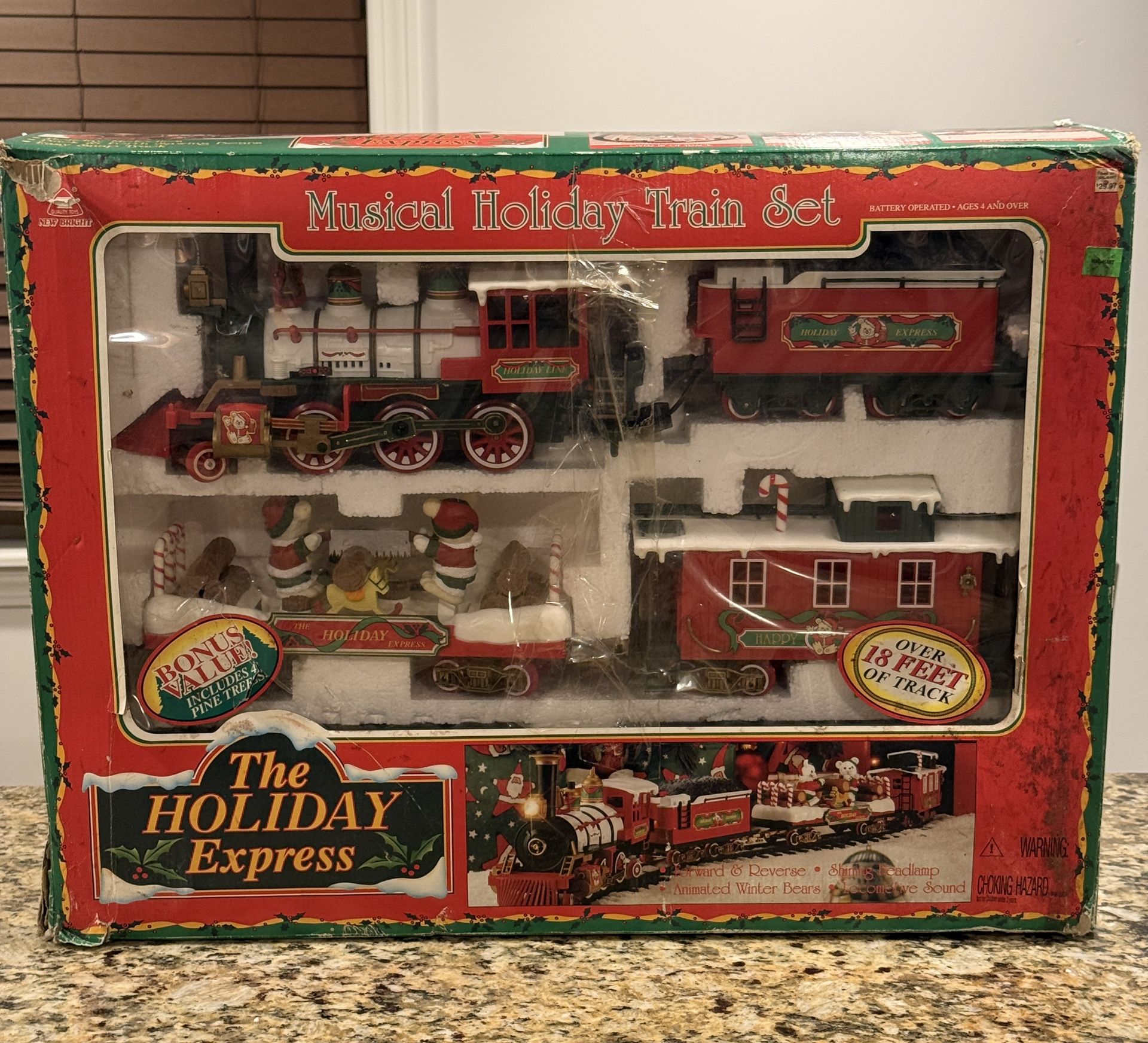 Vintage NEW BRIGHT THE HOLIDAY EXPRESS Animated Bears! MUSICAL TRAIN SET Works