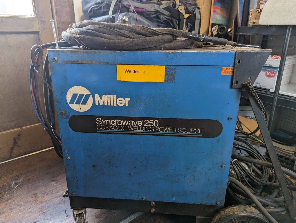 Miller Welder Syncrowave 250