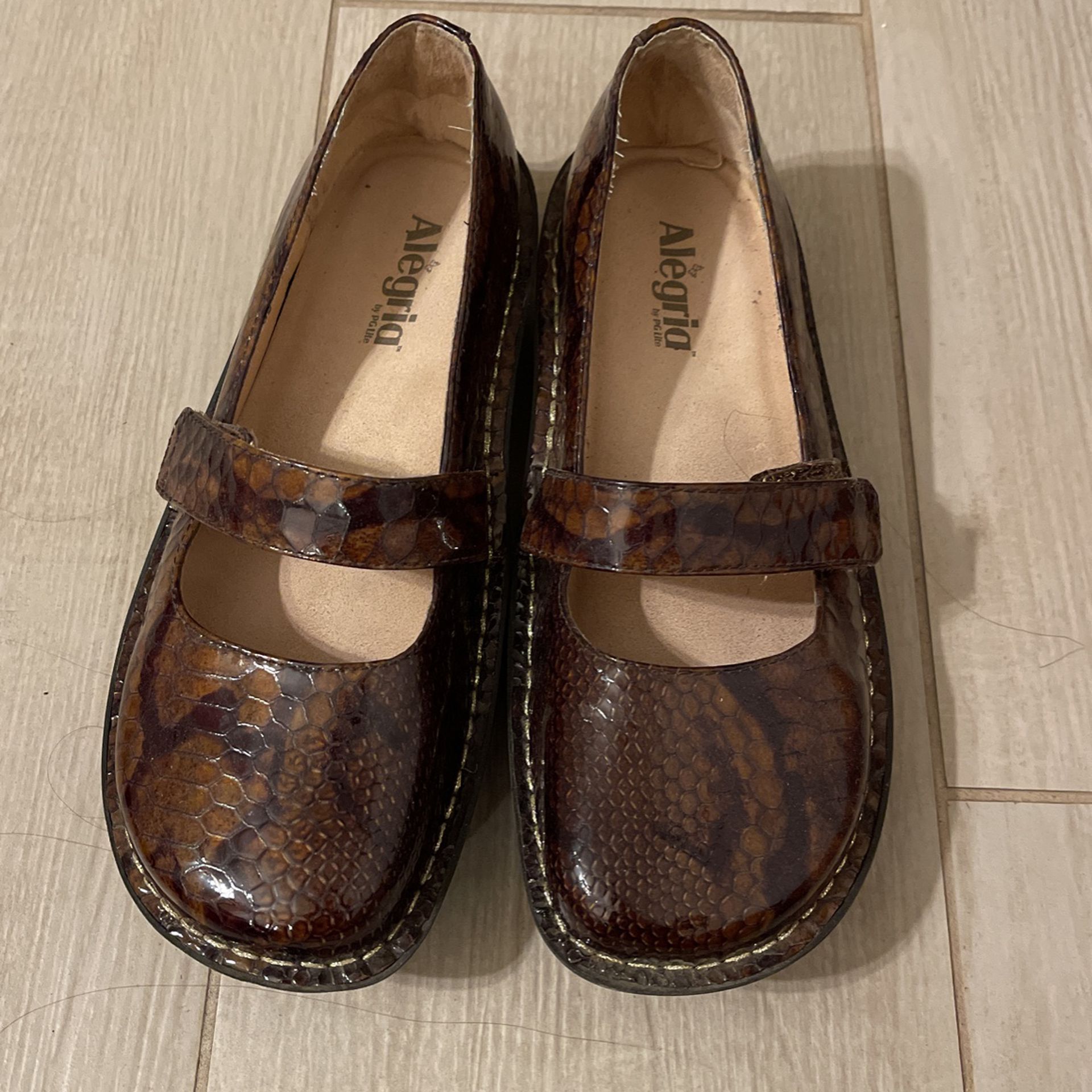 Alegria shoes by pg lite clearance