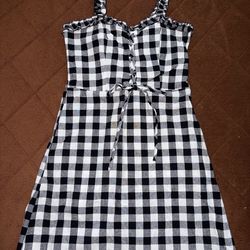 NEW Women’s Gingham Dress