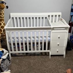 Baby Crib 