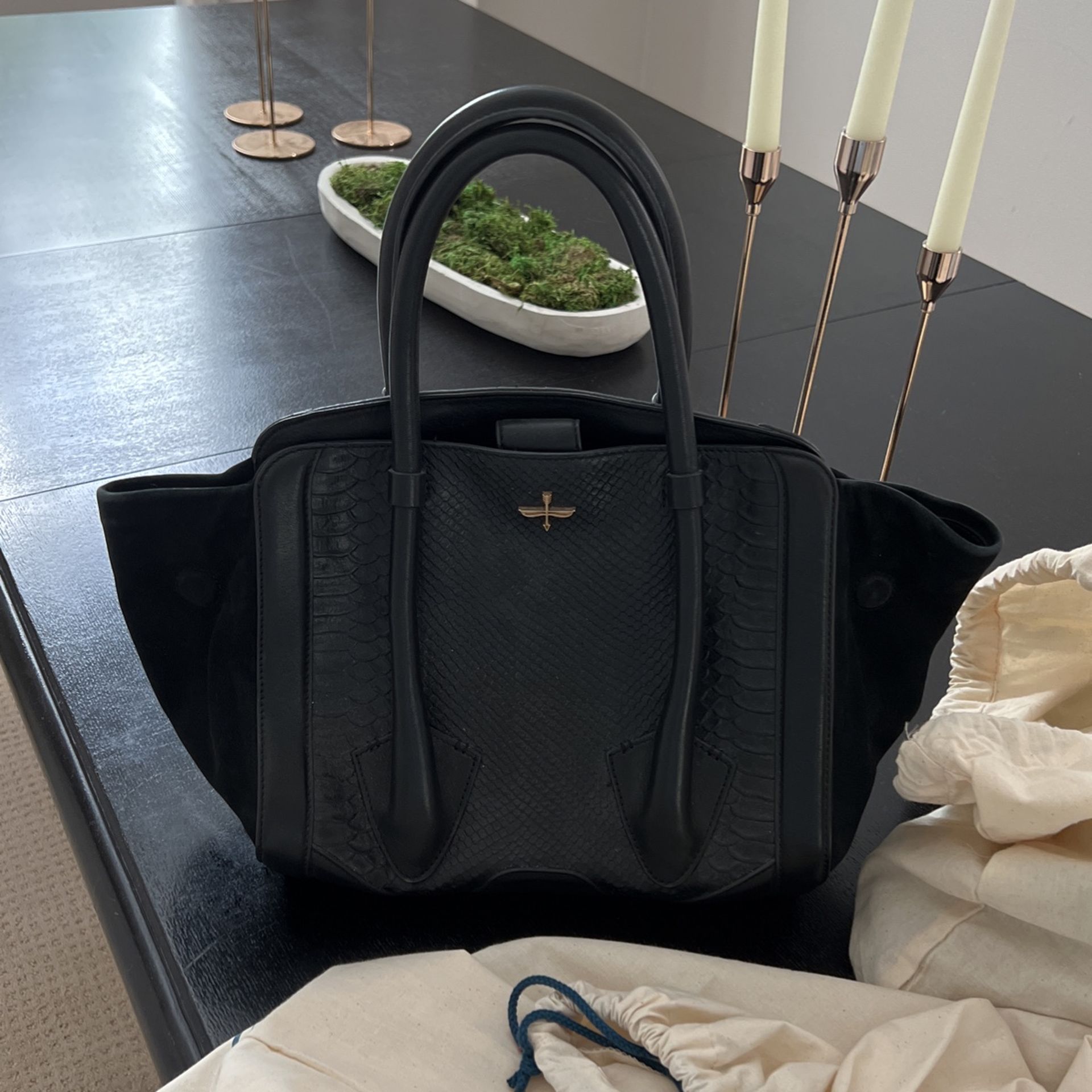 Pour La Victorie Tote Bag 