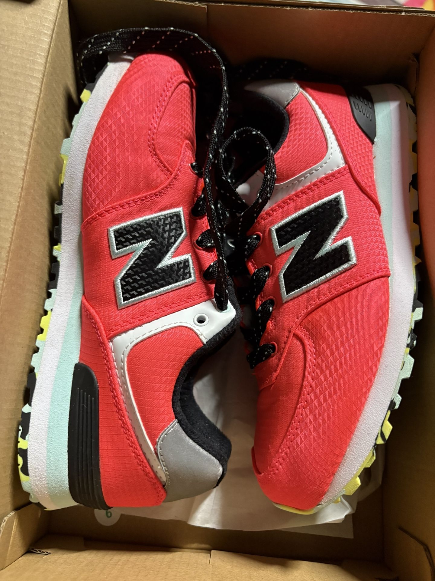 New Balance Size 3youth