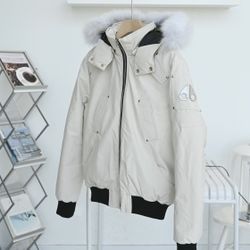 Moose Knuckles Ivory Ballistic Down Bomber Jacket Size XL Brand New
