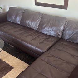(Choc Brown)Butter Soft Sectional Sofa In Grt Condition