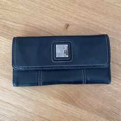 TIGNANELLO Black Pebbled Leather Trifold Wallet Organizer Clutch Floral Lining