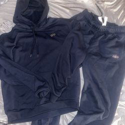 Alo Sweatsuit