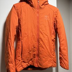 Arcteryx Women’s Atom Hoody 