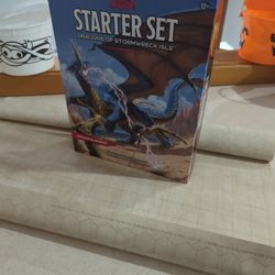 Dungeons And Dragons Starter Deck Plus Wet Erase Tile Mat