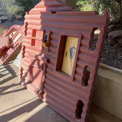 Little Tikes Cabin Playhouse 