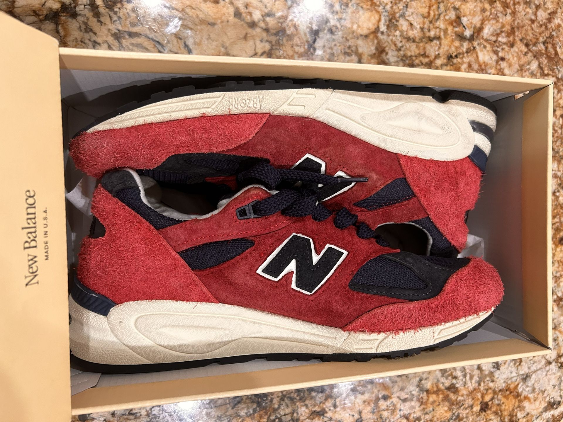 Streetwear Bundle - Bape x DC, New balance 990s, Hollister Jeans