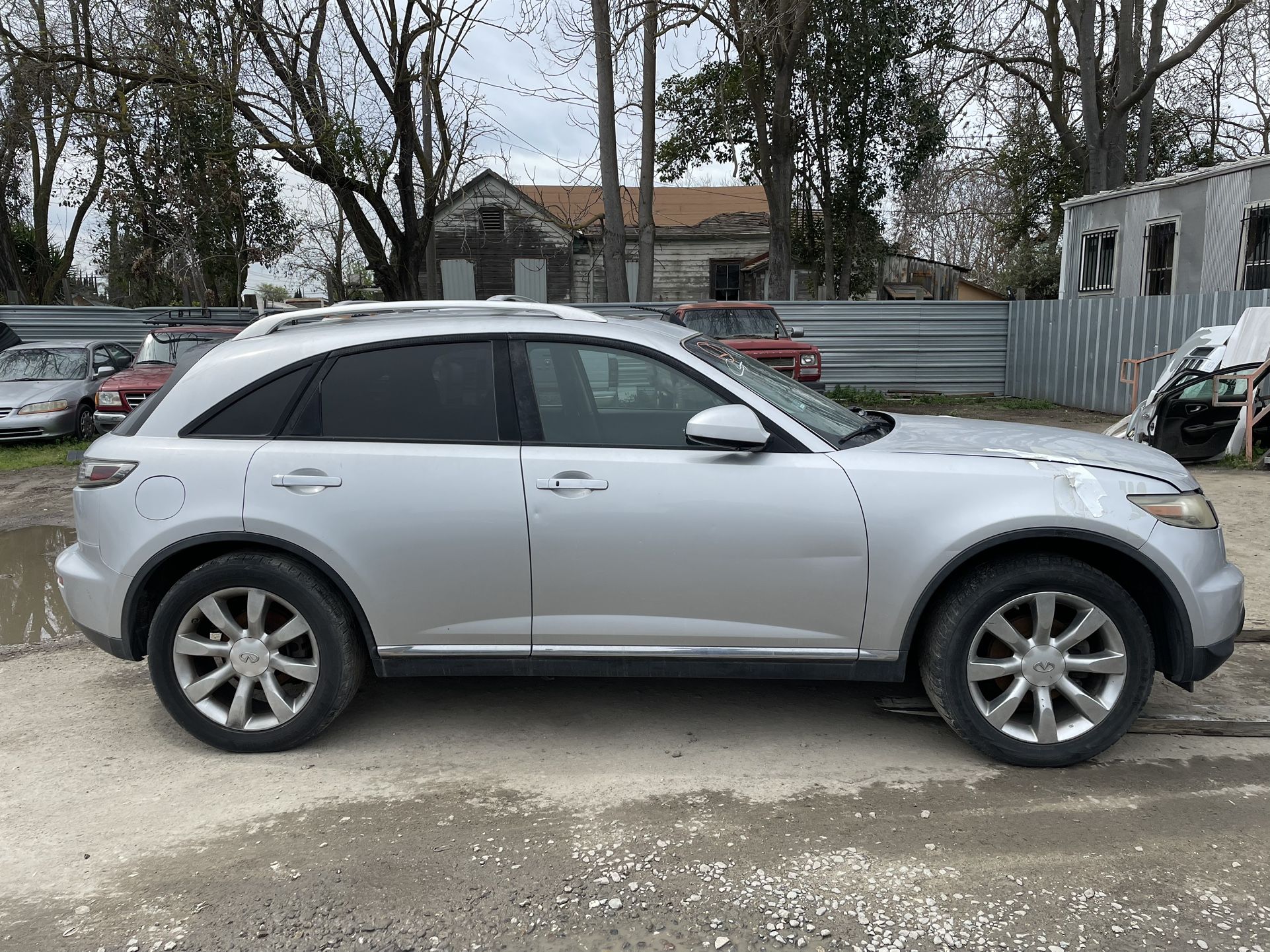 2006 Infiniti FX35 V6 AWD ***For Parts Only***