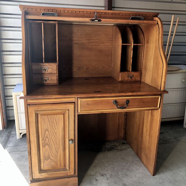 Ashley Furniture Roll Top Desk for Sale in Brandon, FL OfferUp