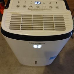 Dehumidifier Honeywell In Like New Condition 