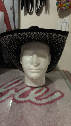 Bedazzle, Cowboy Hat