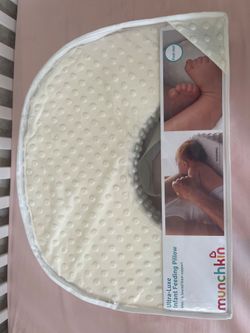 New breastfeeding pillow