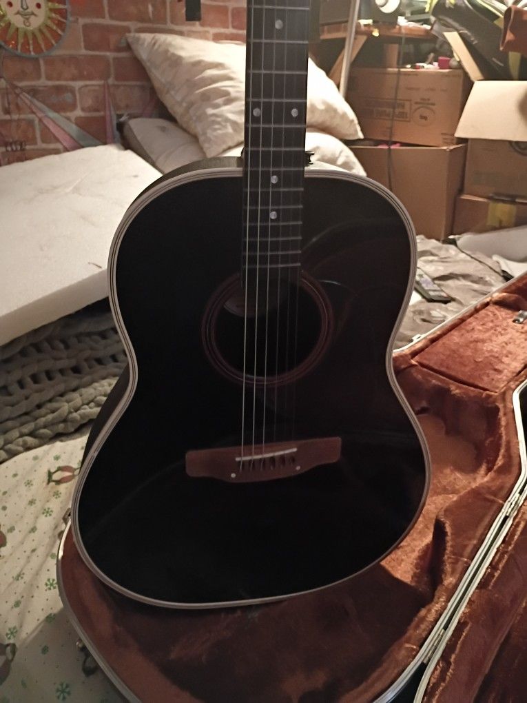 Guitarra Acústica Seminueva Good Conditioning