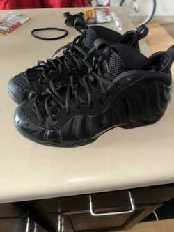 Black Foams Sz 13