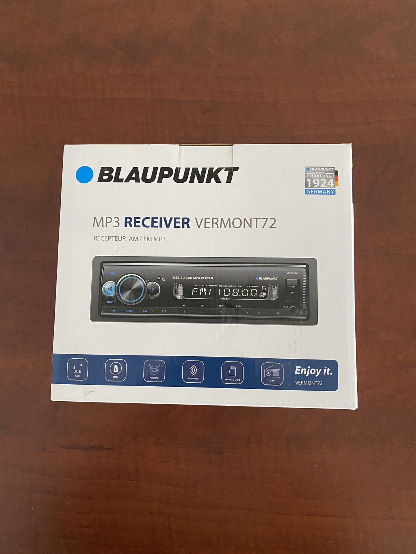 Blaupunkt Single Din Bluetooth USB AUX MP3 Radio