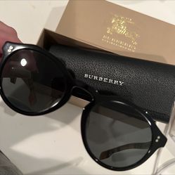 Burberry sunglasses Unisex