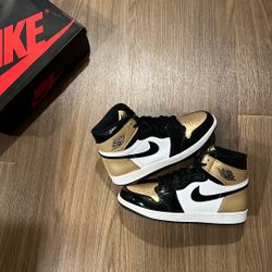 Jordan 1: Patent Gold Toe | 12M