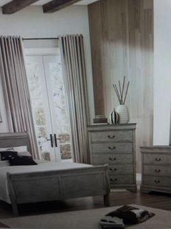 Grey 4 pc bedroom