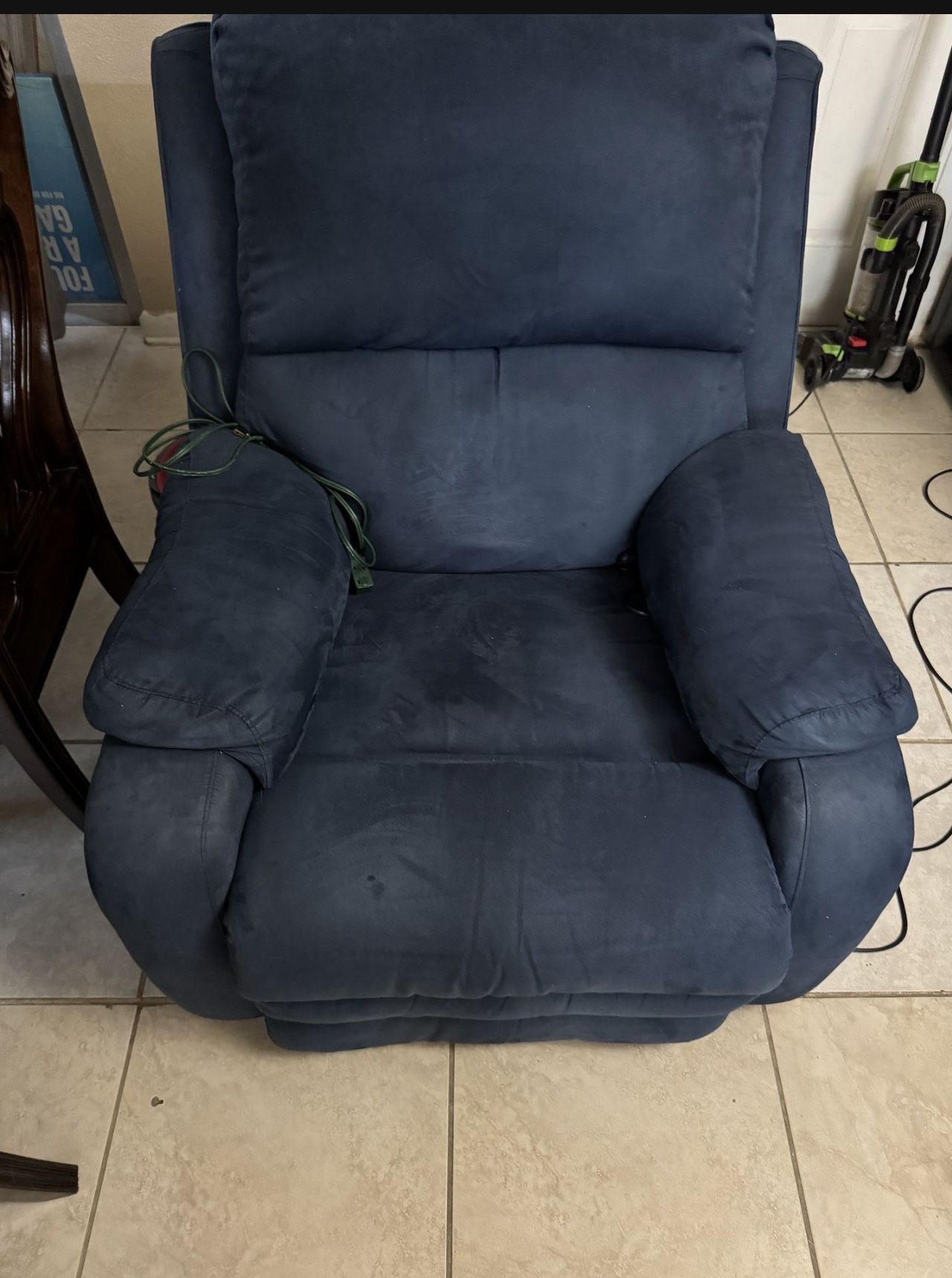  Recliner Chair