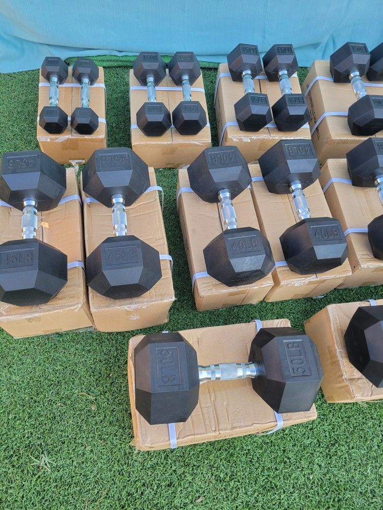 5-50 DUMBBELLS SET BRAND NEW