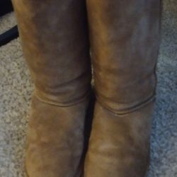 Women's "Bearpaw" Boots