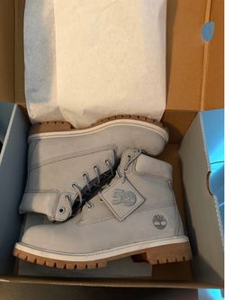 TIMBERLAND PREMIUM 6 IN WATERPROOF BOOT LIGHT GREY NUBUCK  Size 5