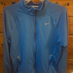 Women’s Nike Full Zip Size L