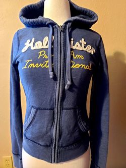 Hollister Small Sweater