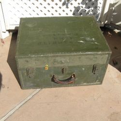 Wood Chest Or Foot Locker PRE WWII