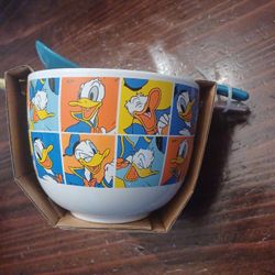 Disney's Donald Duck Ramon Bowl with Chopsticks and Spoon