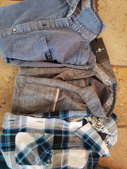 LOT OF 25 Great condition! Boys sz 8/10 Name Brand Clothing