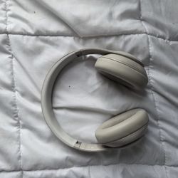 Beats studio pros