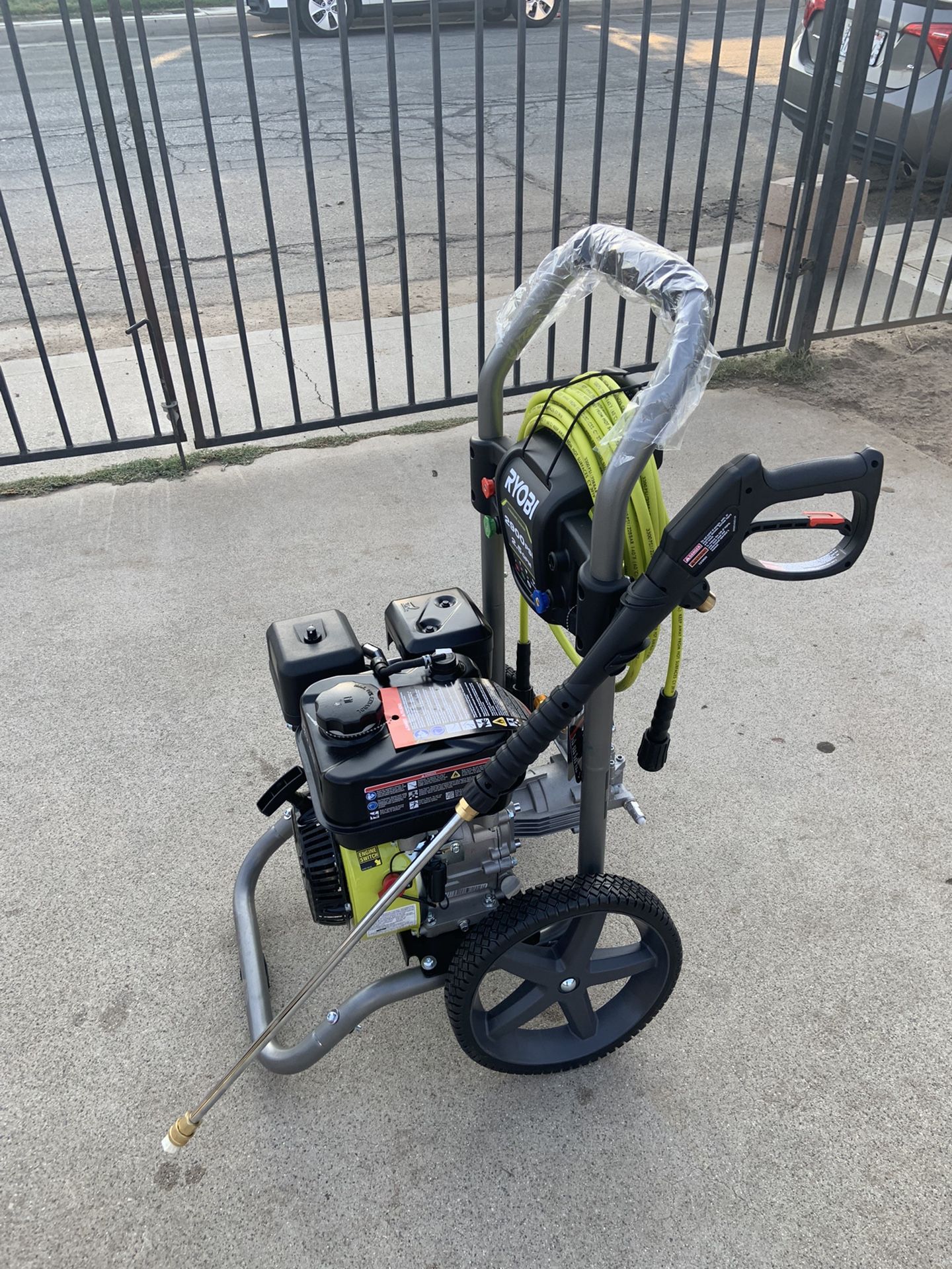 Ryobi 2900 PSI 2.5 GPM Cold Water Gas Pressure Washer