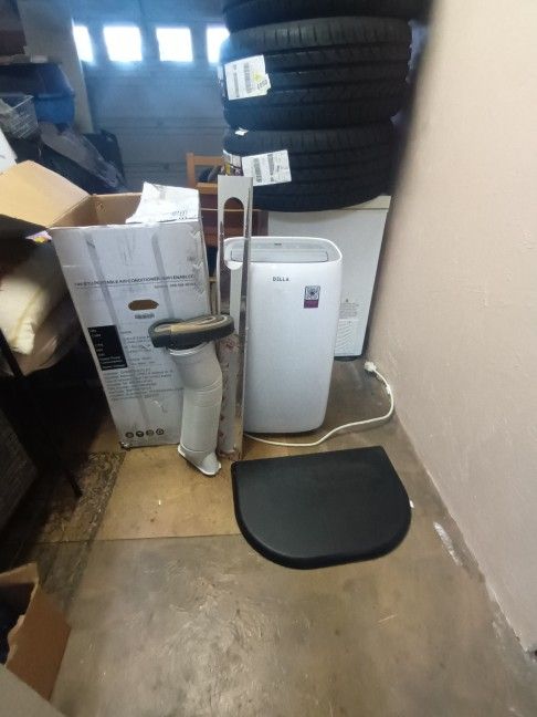 AIR CONDITIONER