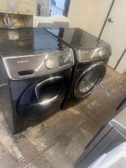 Used Black Samsung Washer and Gas Dryer