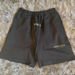 Black Essential shorts