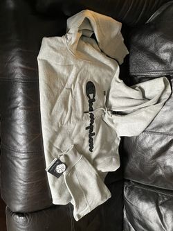 Champion hoodie size 2x runs big