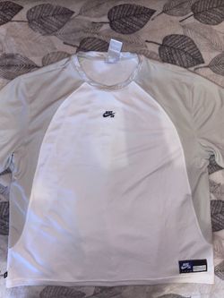 Nike sb team shirt