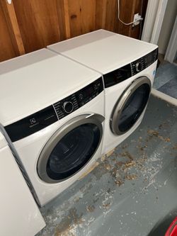 Electrolux washer and dryer set 24 inches wide dryer requires 240 V